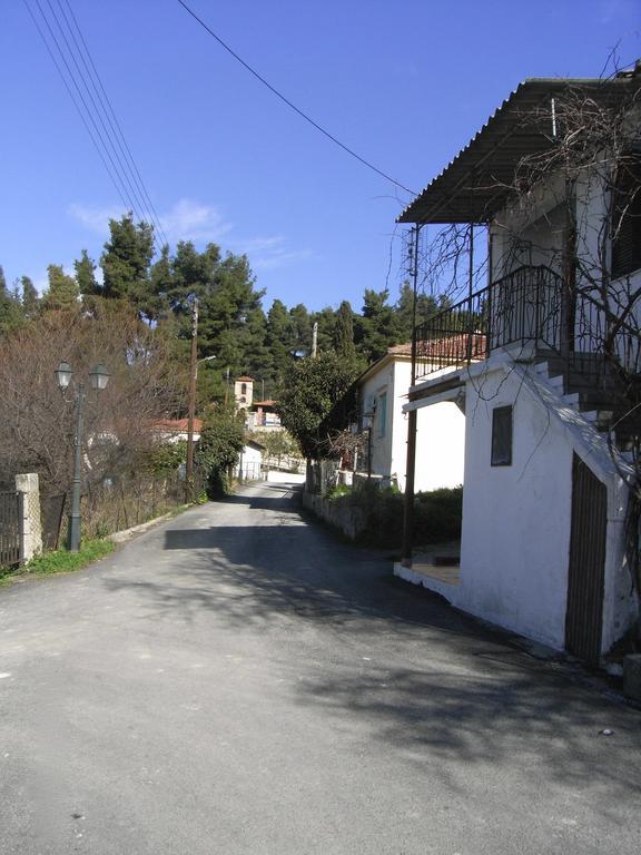 Village Holiday House Nick Ajía Paraszkeví Kültér fotó